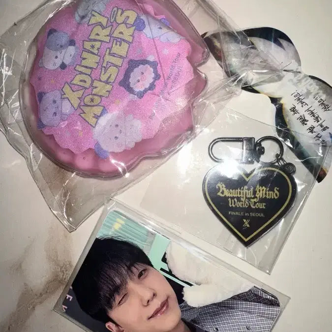 엑디즈 뷰마 피날레 앙콘 중콘 입장포카+핫팩+키링+컨페티