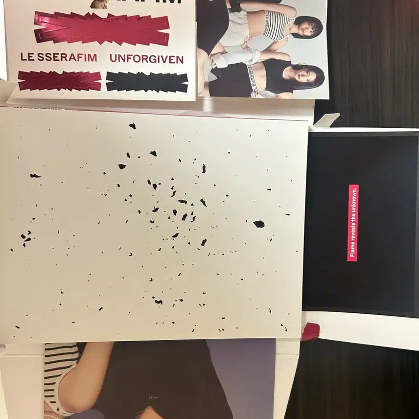 르세라핌 개봉 앨범