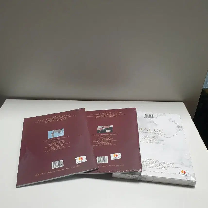 원어스 MALUS 앨범 3종 세트 (미개봉)