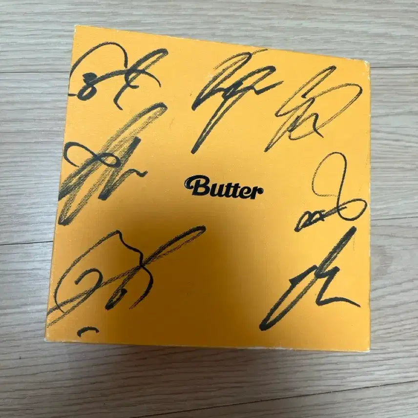 방탄소년단 버터 친필 싸인 엘범 (비매)