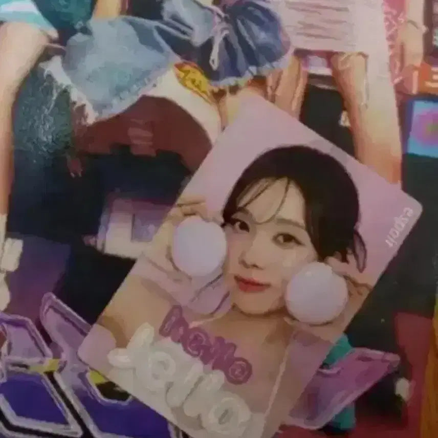 에스파 걸스 앨범_윈터 포카_풍선