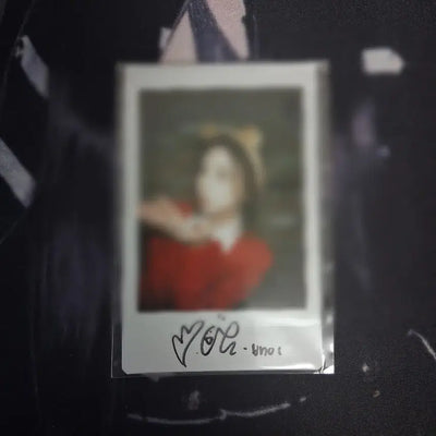 서든어택 엔믹스 배이 친필 싸인 폴라 폴라로이드 판매합니다.