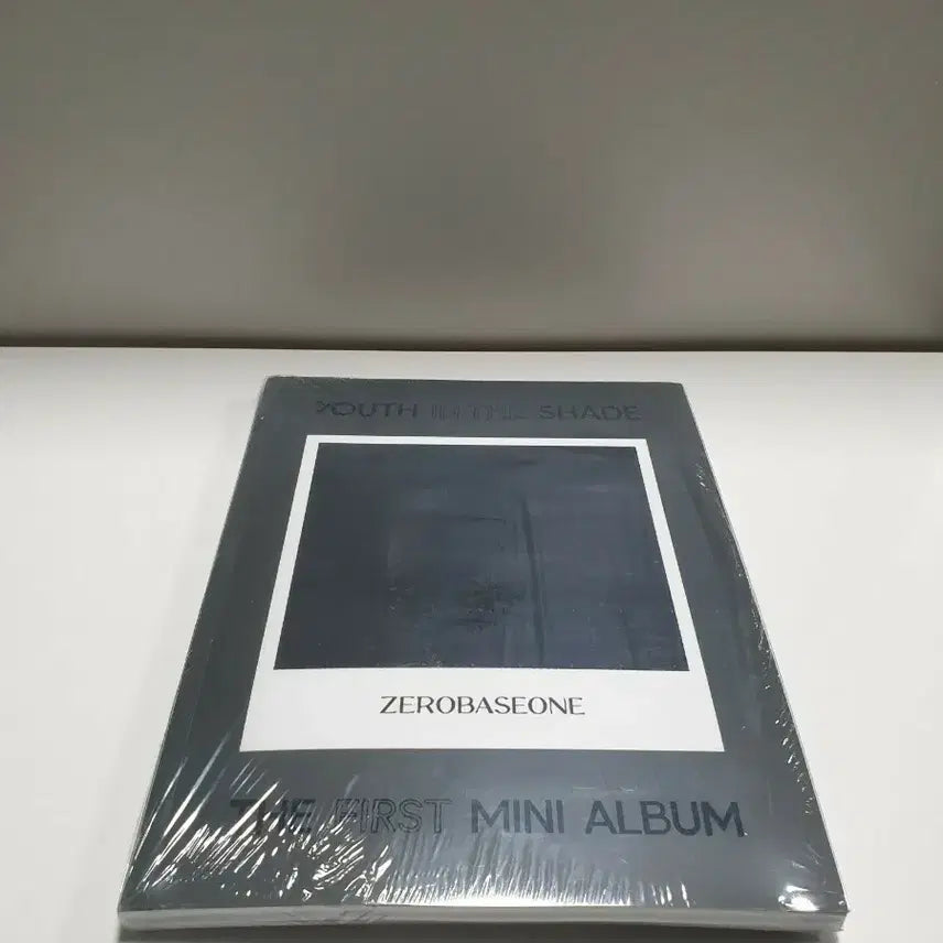 제로베이스원 Youth In The Shade 앨범