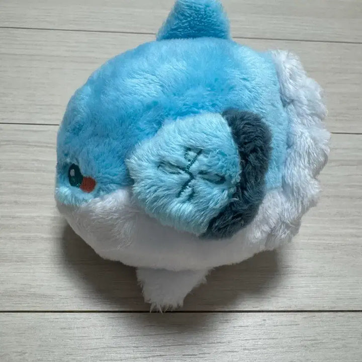 윤하 비공식 개복치 인형