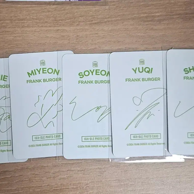 (여자)아이들 프랭크버거 포카