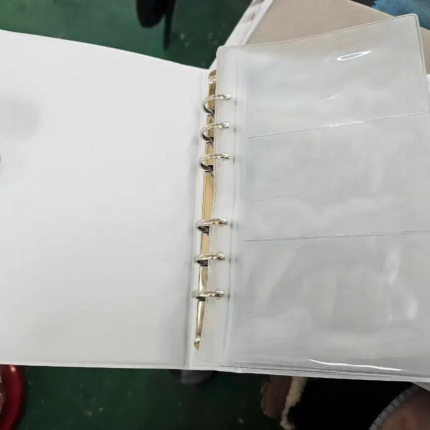 새상품) 투어스 포카 바인더 판매합니다