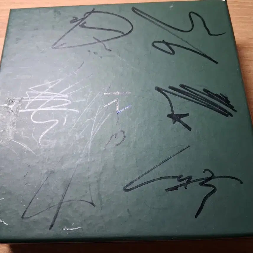 엑소 12월의기적  싸인앨범