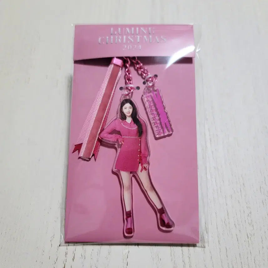 르세라핌 허윤진 일본 팝업 포카 키링 분철 시그 앨범 미개봉 스파게티