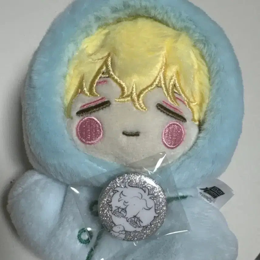 에이스테 루카 날씨 인형