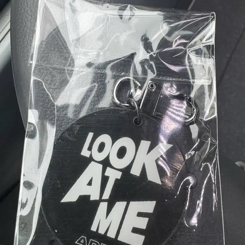 올데이프로젝트 올데프 데이원 룩앳미 공방 역조공 키링 양도