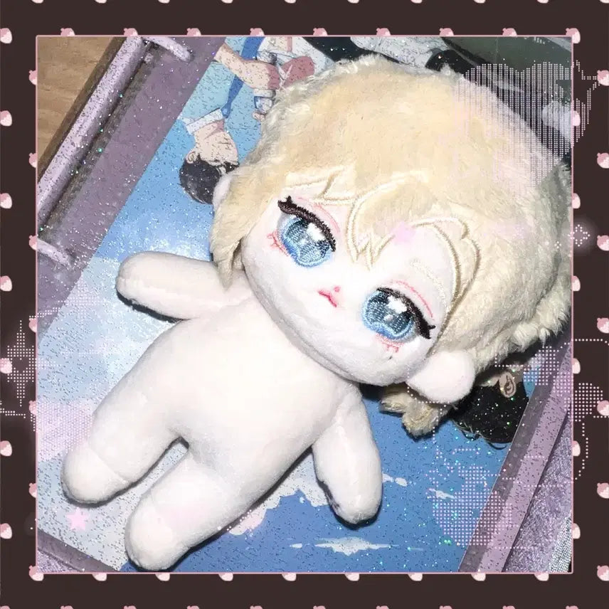 플레이브 노아 인형 양도합니다