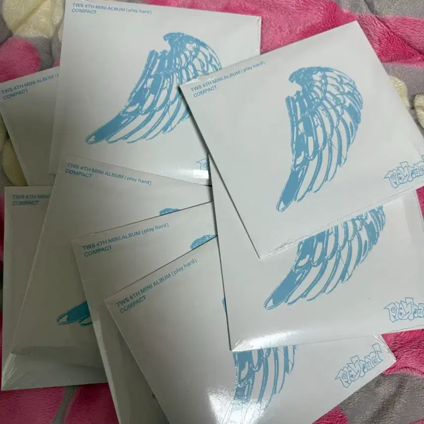 투어스 미니4집 컴팩트반 미개봉