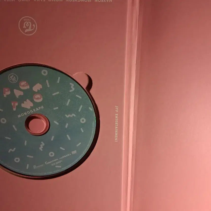 트와이스 PAGE TWO 모노그래프 앨범  특전포함