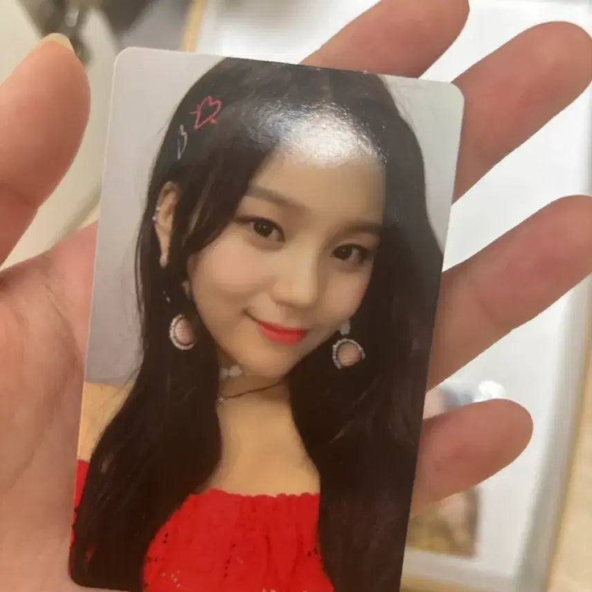여자친구 엄지 포토카드 양도 (여름여름해 버전)