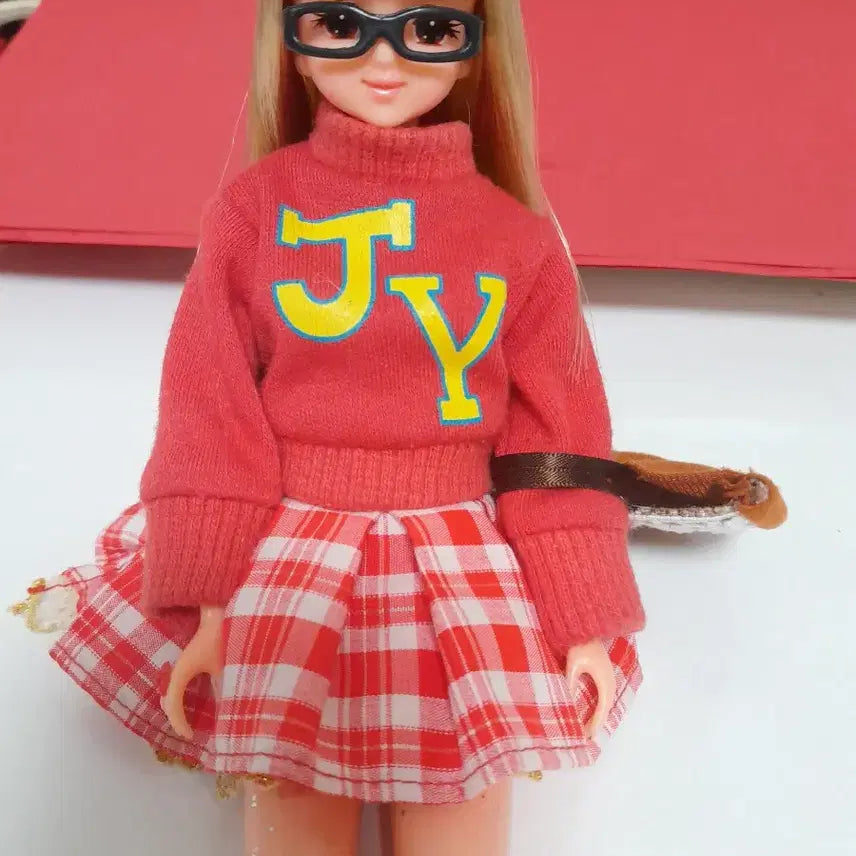 머릿결  최고급  제니인형