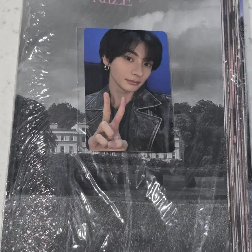 라이즈 fame 페임 카달로그 미개봉앨범+위버스팬싸착장포카 앤톤 set