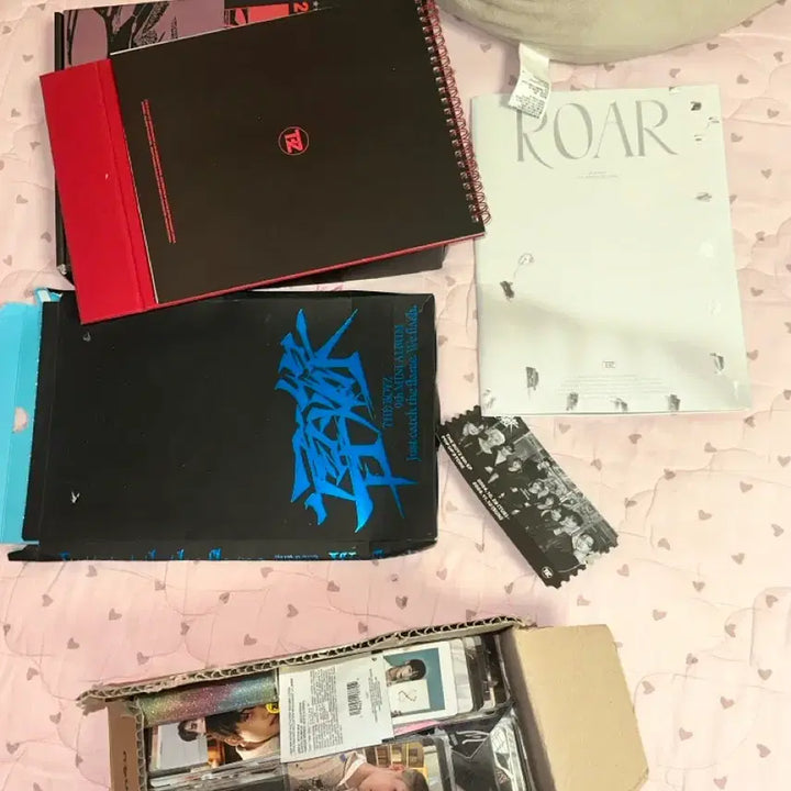 더보이즈 굿즈 일괄 싸인앨범