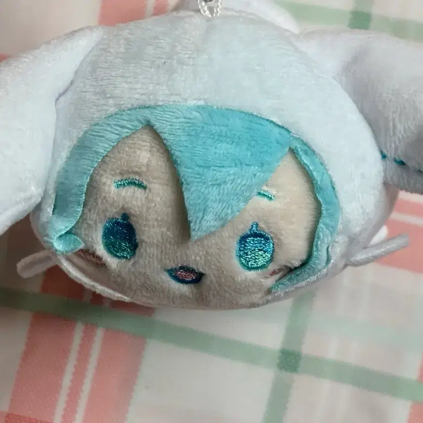 하츠네미쿠 시나모롤 인형