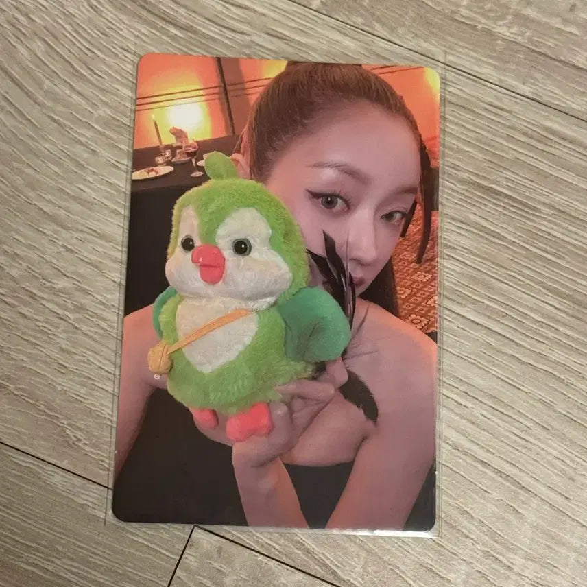 오마이걸 유아 공방 포카 포토카드 Rooftop