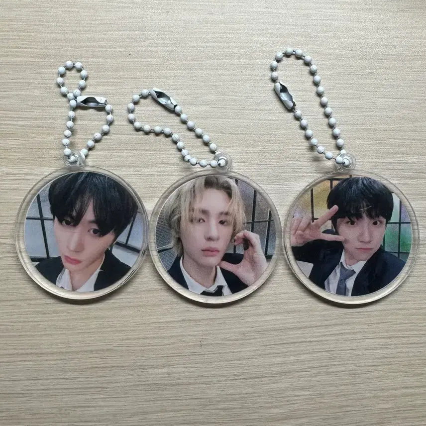 보이넥스트도어 보넥도 위버스 특전 얼굴 키링