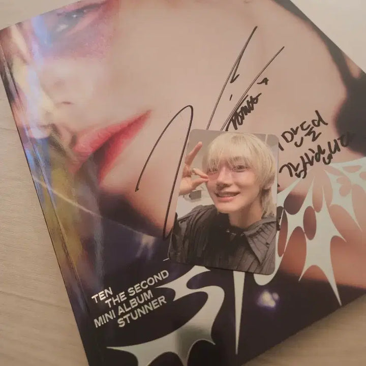 NCT TEN 솔로 Stunner 2집 앨범 친필싸인 + 텐 포토카드