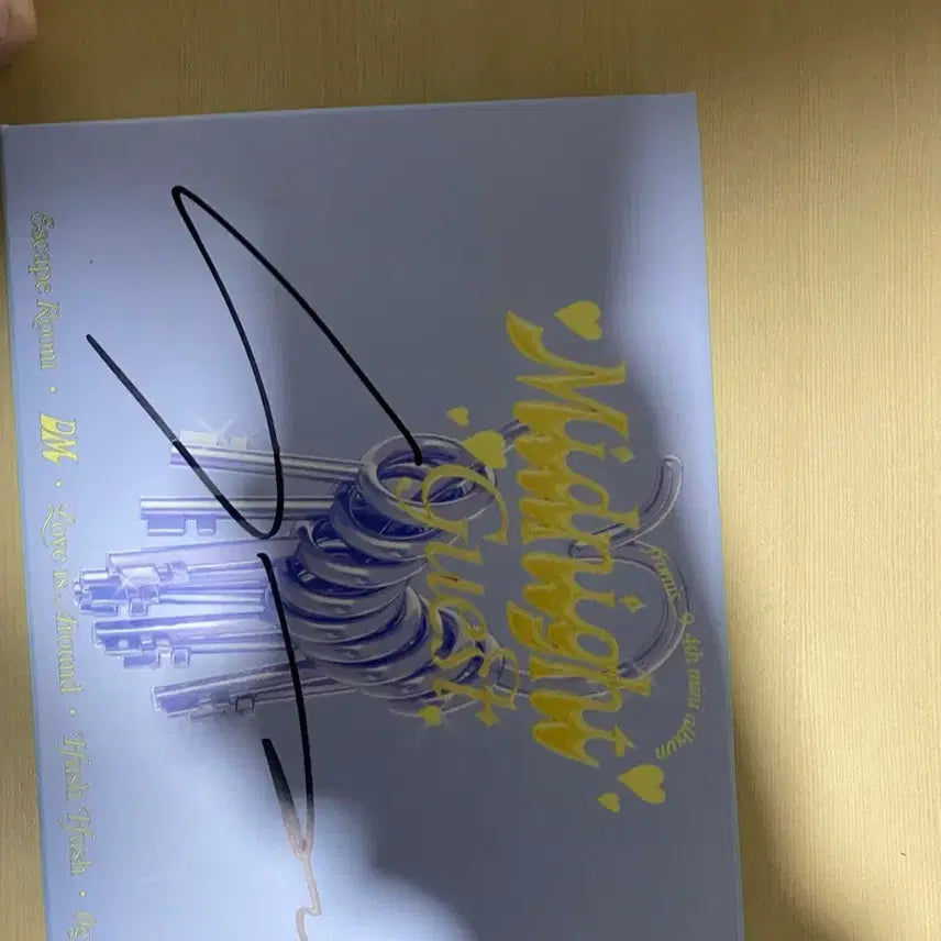 프로미스나인 송하영 디엠 싸인앨범