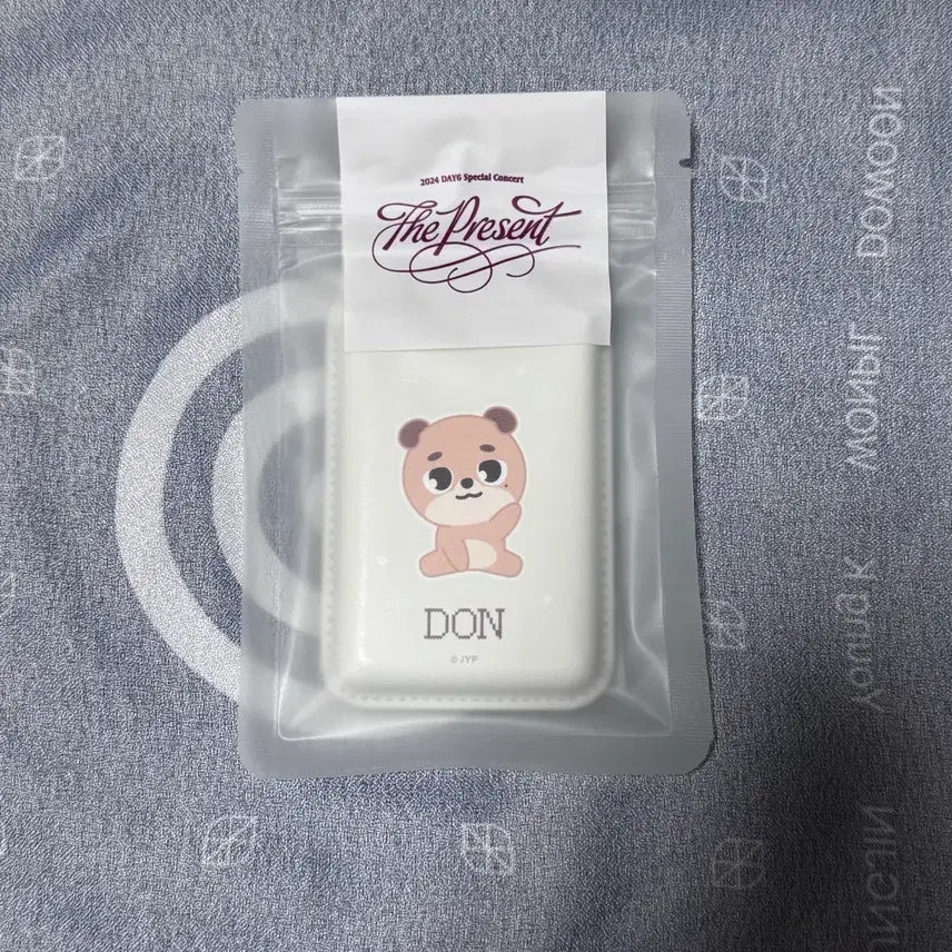 데이식스 데니멀즈 마그넷 카드 지갑 돈 맥세이프