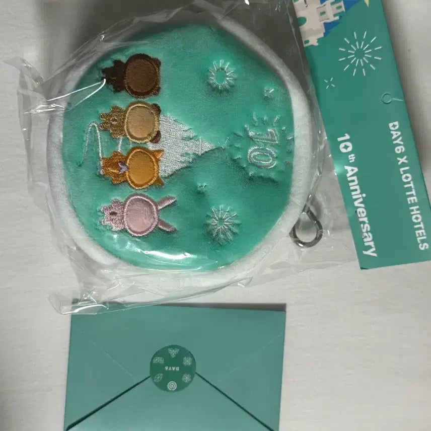 데이식스 롯데호텔 데니멀즈 파우치 포카