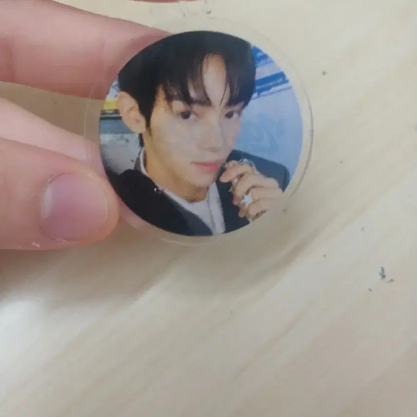 위버스샵 Last Bell 키링