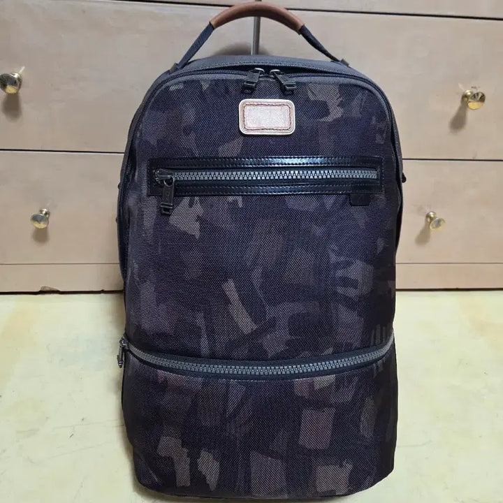[BUNJANG] Tumi Canon Backpack Like New / 투미 캐논 백팩 거의새제품