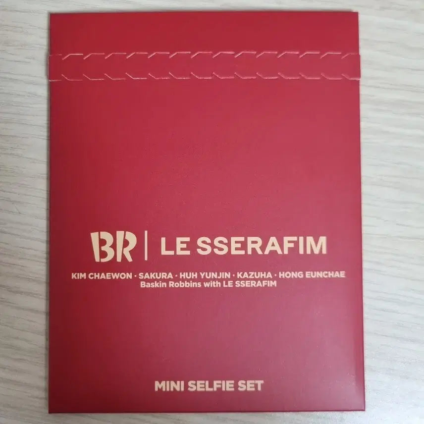 베라 베스킨라빈스 미개봉 르세라핌 미니 셀피 세트