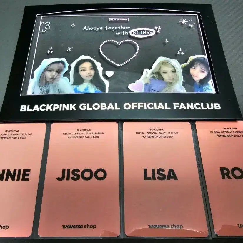 블랙핑크 얼리버드 특전 포토카드 + 포토 액자 세트 팝니다.