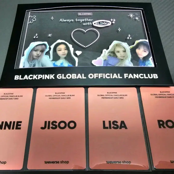 블랙핑크 얼리버드 특전 포토카드 + 포토 액자 세트 팝니다.