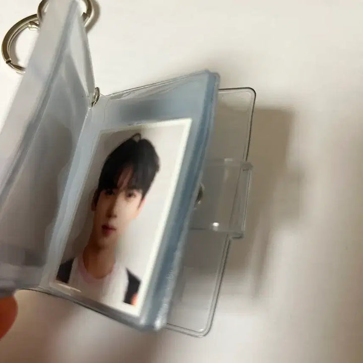 제로베이스원 제베원 한유진 디스패치 키링 증사