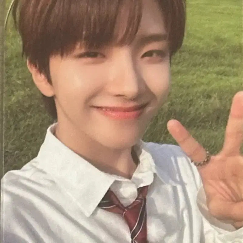 보넥도 엠투유 럭드 운학 교복 포카