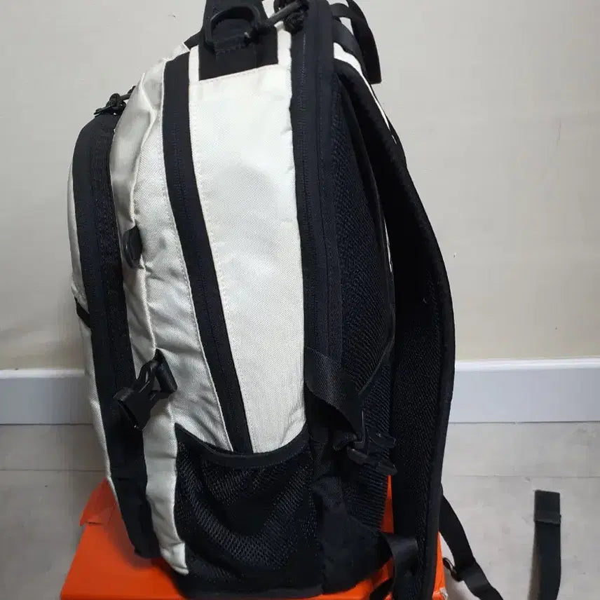 [BUNJANG] National Geographic NG Backpack / 내셔널지오그래픽 NG 백팩