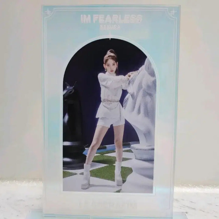 르세라핌 사쿠라 일본한정 아크릴스탠드