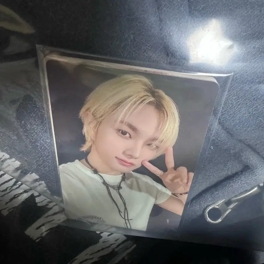 보넥도 디액션 후드집업 포토카드