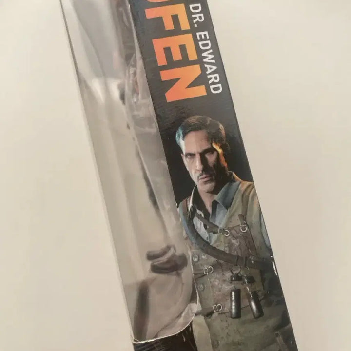 콜오브듀티 리히토펜 피규어