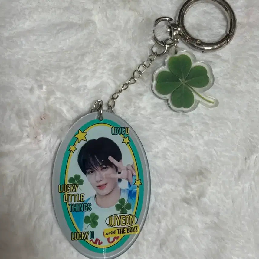 더보이즈주연 팝업 키링 양도