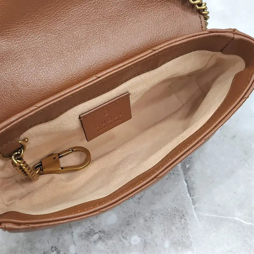 [BUNJANG] Gucci GG Marmont Super Mini Chain Crossbody Bag / 구찌 GG 마몽 수퍼미니 체인 크로스백 476433