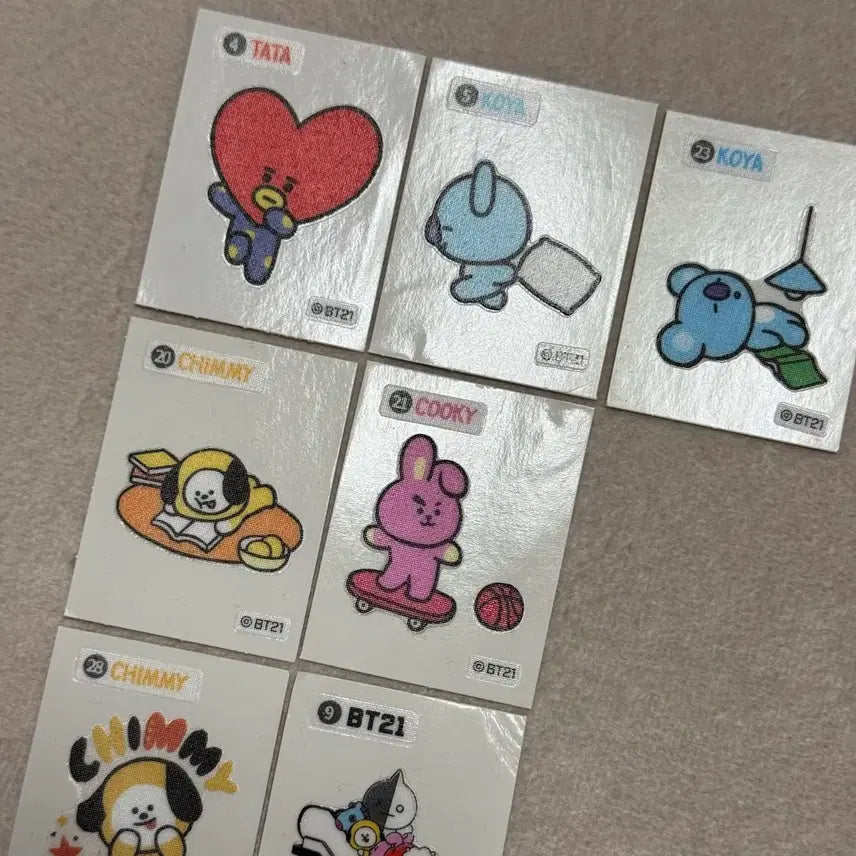 방탄소년단 BT21 띠부씰 타타 코야 치미 쿠키 남준 지민 태형 정국