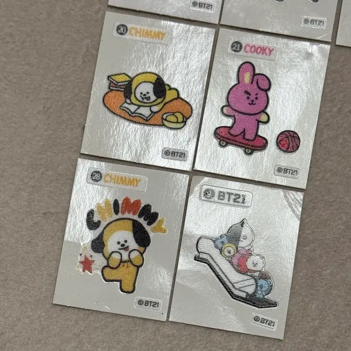 방탄소년단 BT21 띠부씰 타타 코야 치미 쿠키 남준 지민 태형 정국