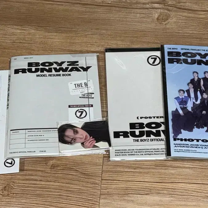 더보이즈 런웨이 7기 팬클럽 The B 키트