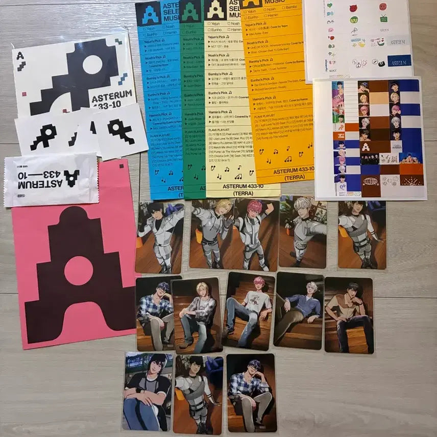 플레이브 십카페, 433-10 아스테룸 럭드 포카풀셋, 굿즈 일괄