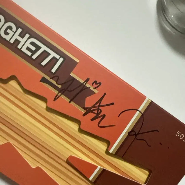 르세라핌 스파게티 싸인앨범