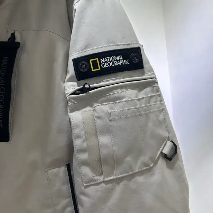 [BUNJANG] National Geographic Taruga Duck-Down Padded Jacket Unisex Size S / 무료배송 내셔널지오그래픽 타루가 덕다운 오리털 패딩 점퍼 공용 S