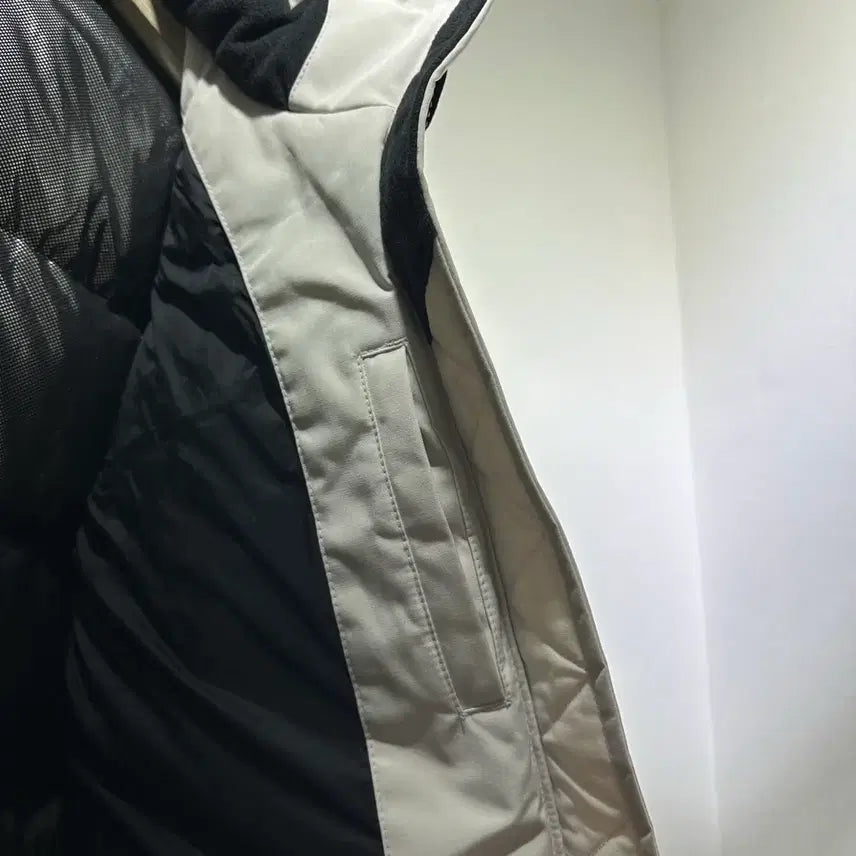 [BUNJANG] National Geographic Taruga Duck-Down Padded Jacket Unisex Size S / 무료배송 내셔널지오그래픽 타루가 덕다운 오리털 패딩 점퍼 공용 S