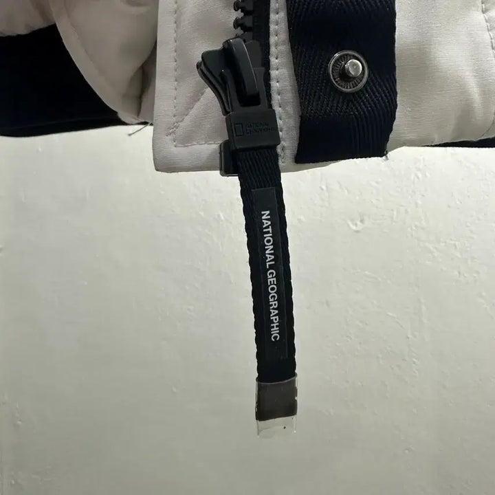 [BUNJANG] National Geographic Taruga Duck-Down Padded Jacket Unisex Size S / 무료배송 내셔널지오그래픽 타루가 덕다운 오리털 패딩 점퍼 공용 S