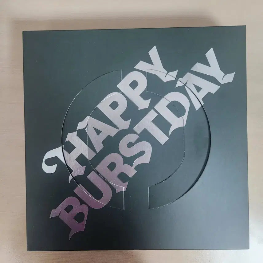 세븐틴 해피버스트데이 개봉 앨범 판매